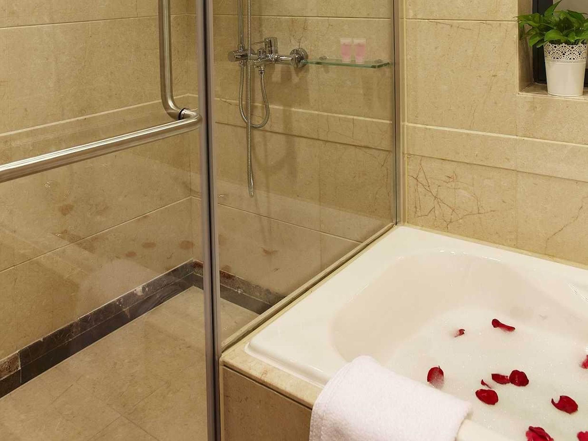 Dan Executive Hotel Apartment Zhujiang New Town-Freeshuttle Bus To Cantonfair Duringcanton Fair Period Exterior photo